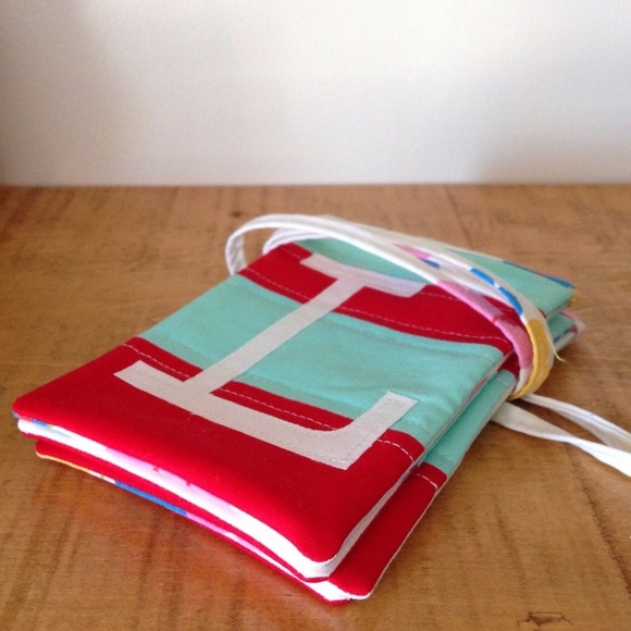 Love Garland Banner, Handmade Christmas Day Bunting - Picture 5 of 5